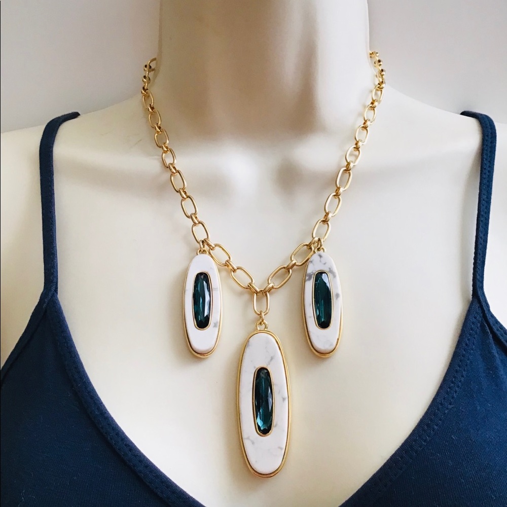 Vince Camuto necklace - Picture 1 of 8